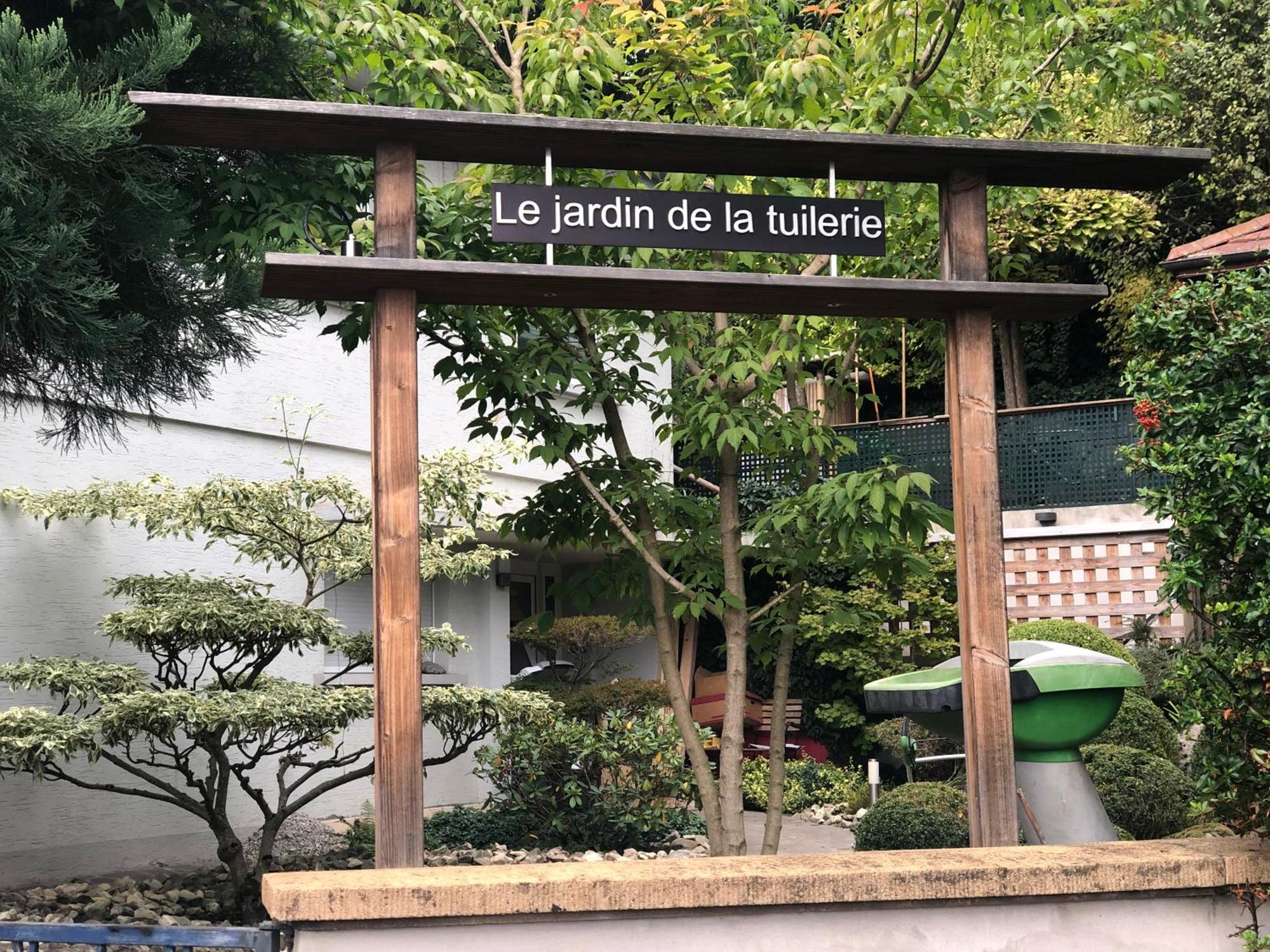 Hotel Le Jardin De La Tuilerie Alsace Pfastatt Esterno foto